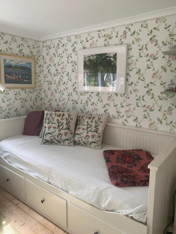 Lyckorna 62:1 Villa Ljungskile Bagian luar foto